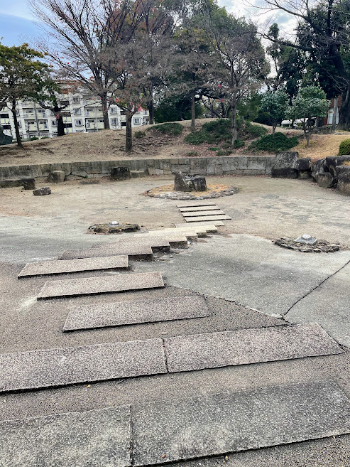 勝川公園石畳