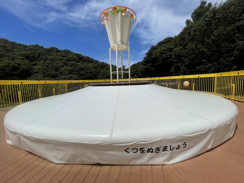赤塚山公園わくわくパークのコンビネーション遊具3
